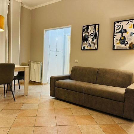 Lux Apartment Re Di Roma Exteriör bild